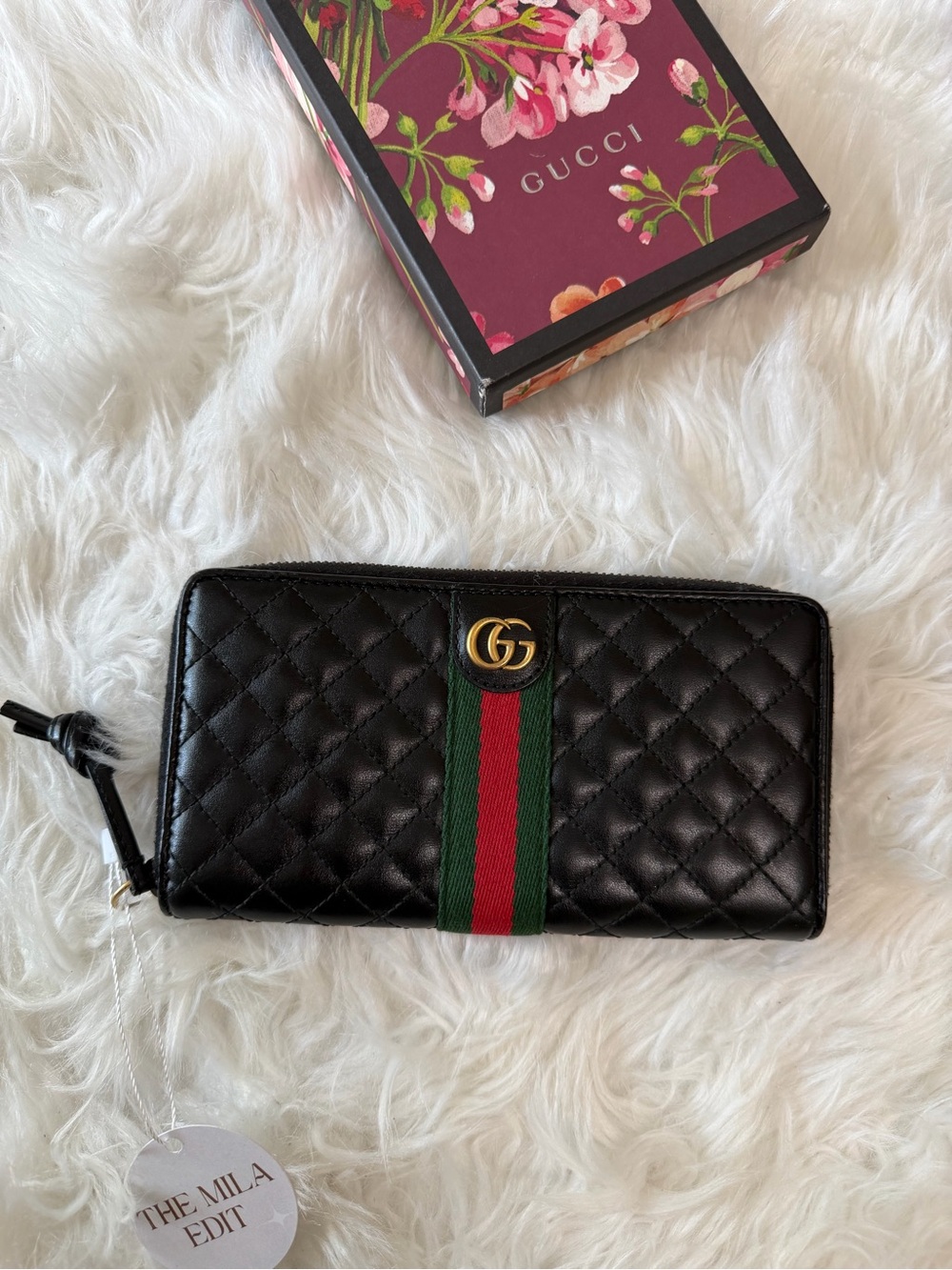 GUCCI MERMONT WEB ZIP AROUND QUILTED LEATHER WALLET - Picture 2 of 10